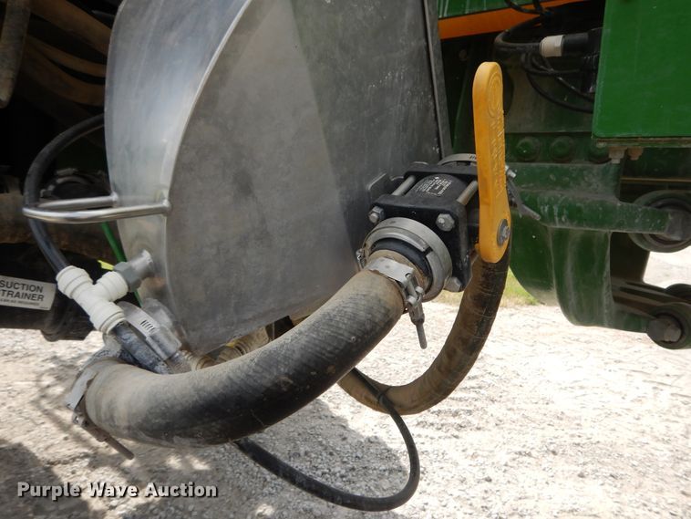 image for item DI7595 2013 John Deere 4630 sprayer