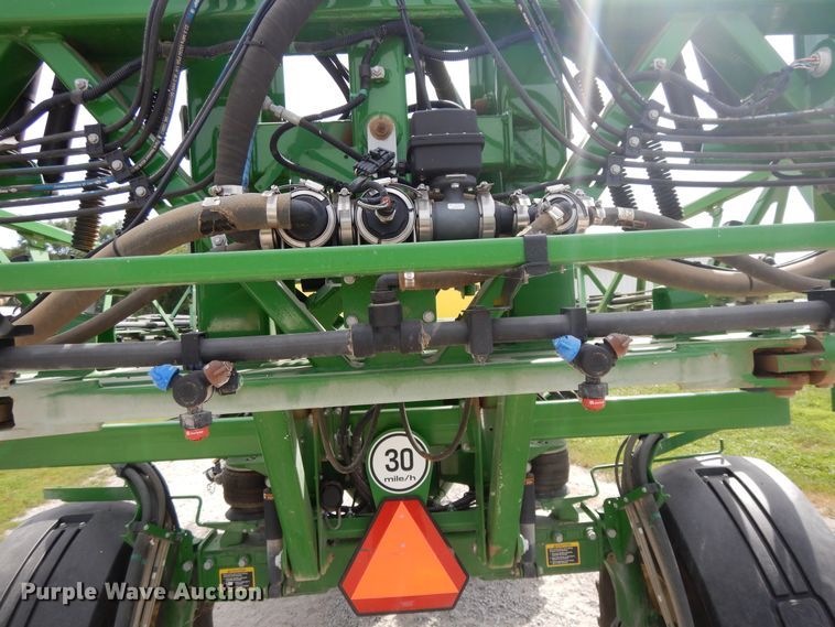 image for item DI7595 2013 John Deere 4630 sprayer