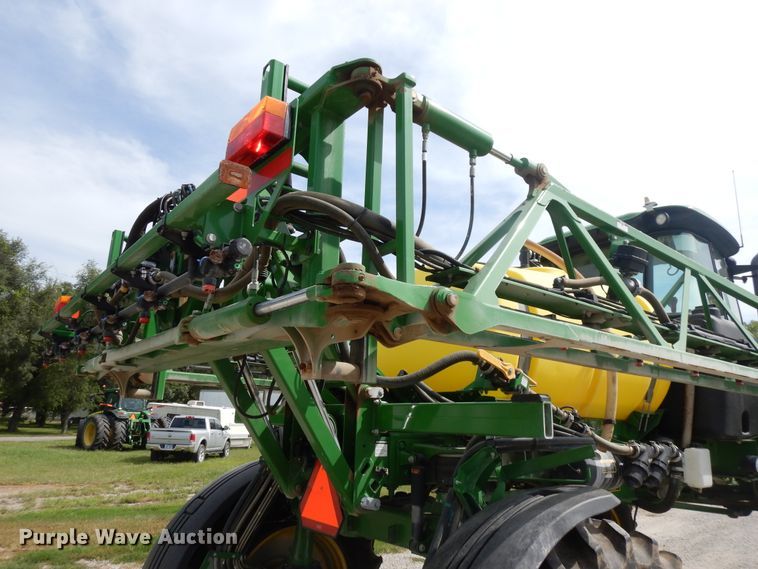 image for item DI7595 2013 John Deere 4630 sprayer