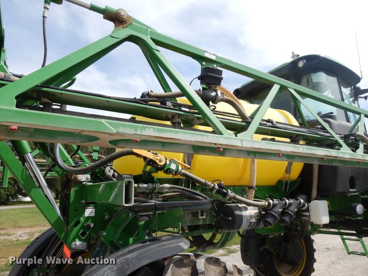 image for item DI7595 2013 John Deere 4630 sprayer