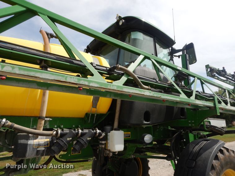 image for item DI7595 2013 John Deere 4630 sprayer