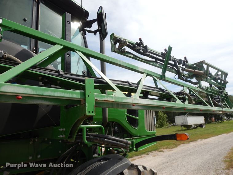 image for item DI7595 2013 John Deere 4630 sprayer