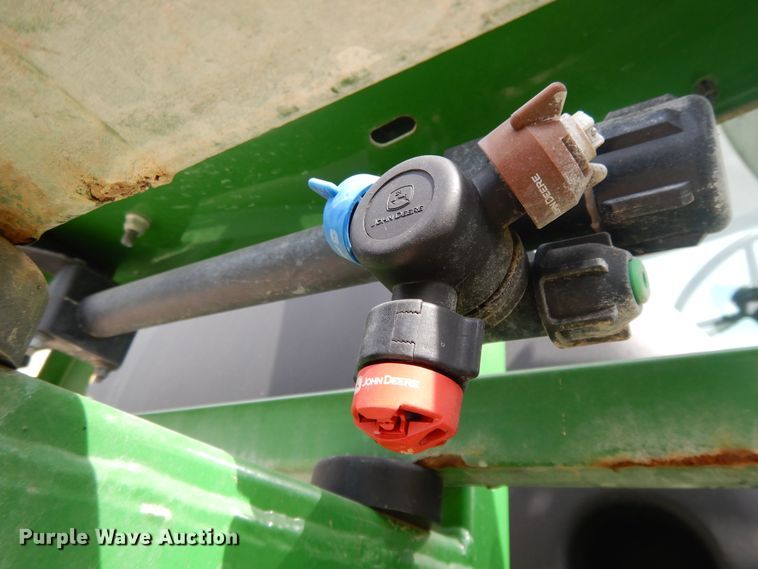 image for item DI7595 2013 John Deere 4630 sprayer