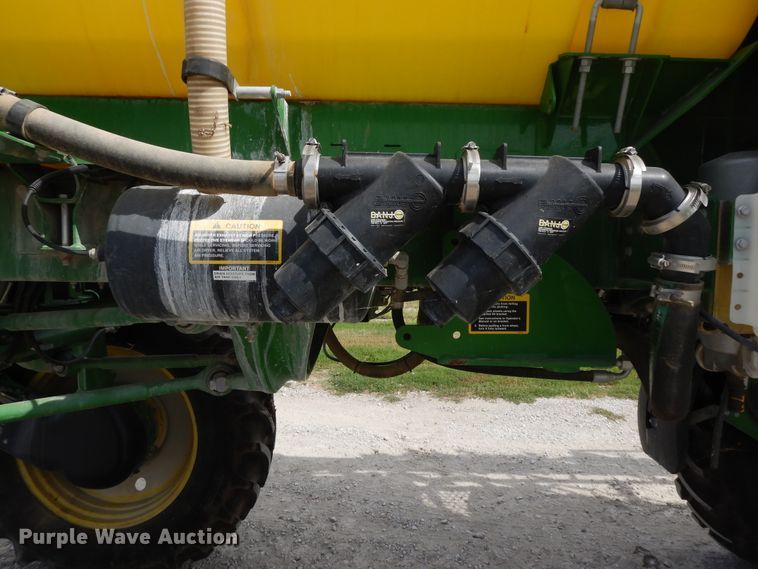 image for item DI7595 2013 John Deere 4630 sprayer