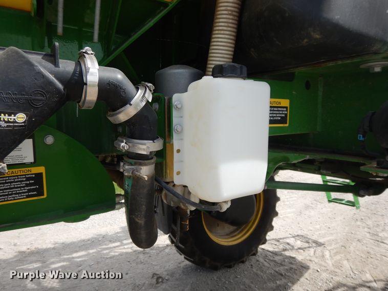 image for item DI7595 2013 John Deere 4630 sprayer