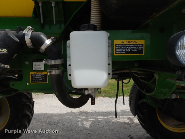 image for item DI7595 2013 John Deere 4630 sprayer