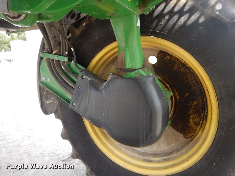 image for item DI7595 2013 John Deere 4630 sprayer