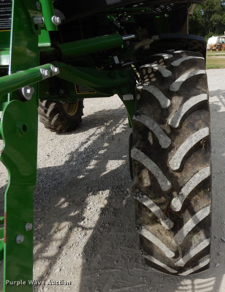 image for item DI7595 2013 John Deere 4630 sprayer