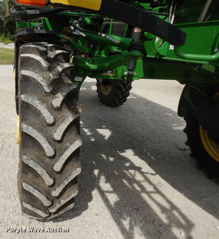 image for item DI7595 2013 John Deere 4630 sprayer