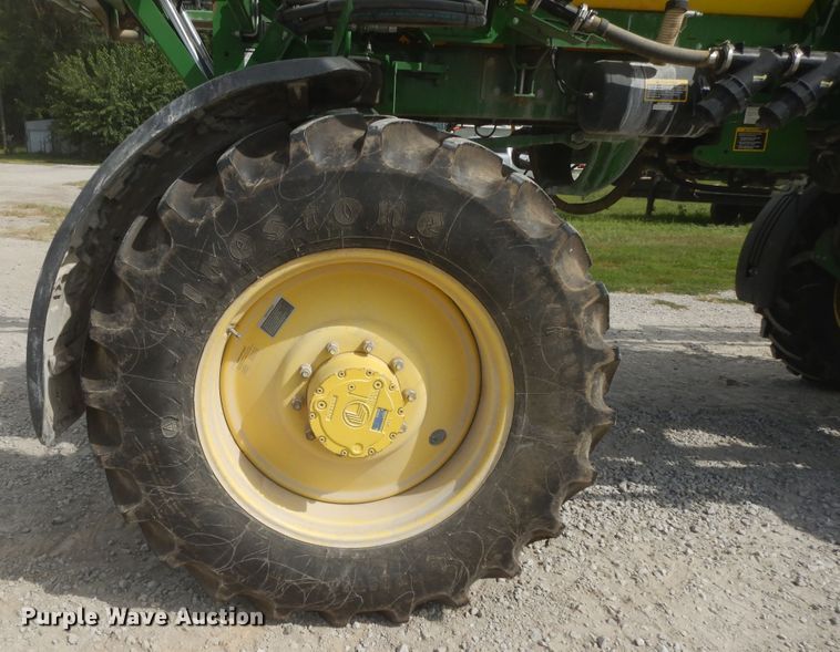image for item DI7595 2013 John Deere 4630 sprayer