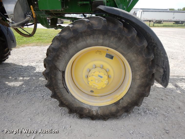 image for item DI7595 2013 John Deere 4630 sprayer