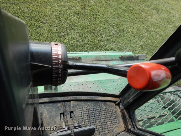 image for item DI7676 1988 John Deere 7720 Titan II RWA combine