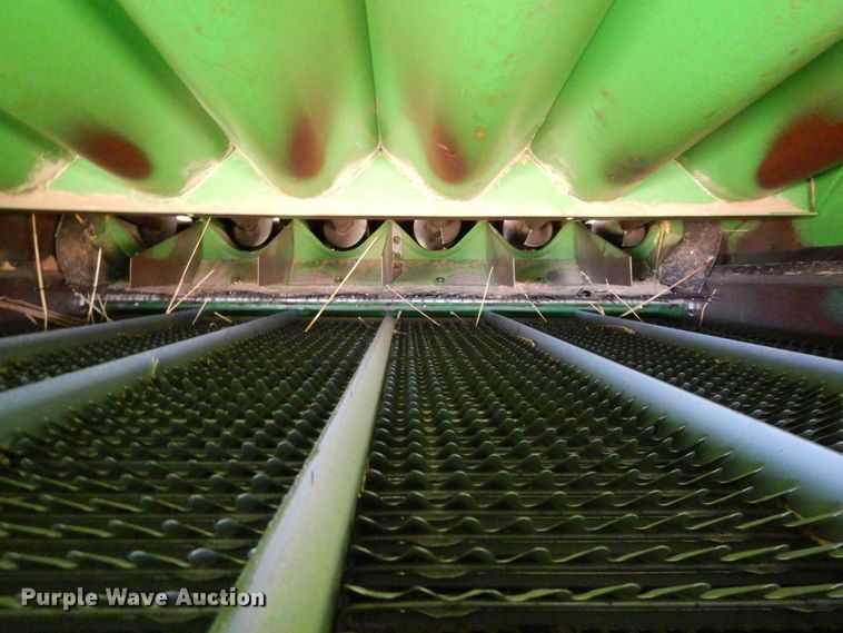 image for item DI7676 1988 John Deere 7720 Titan II RWA combine