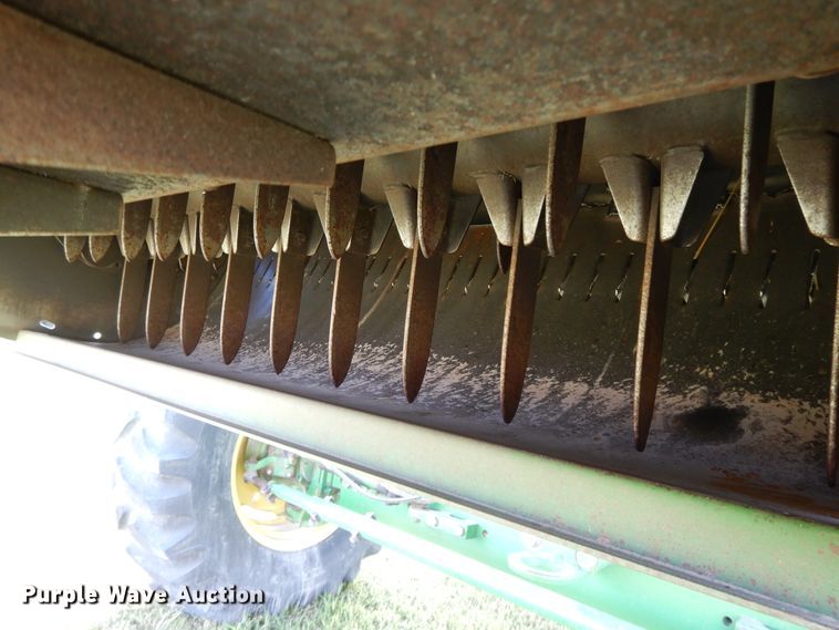 image for item DI7676 1988 John Deere 7720 Titan II RWA combine