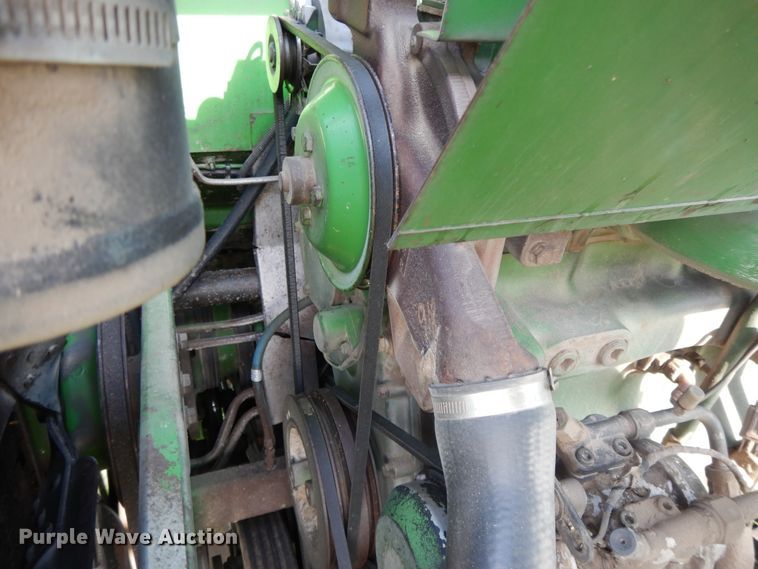 image for item DI7676 1988 John Deere 7720 Titan II RWA combine