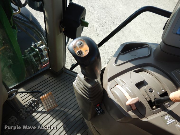 image for item DI7682 John Deere 7330 Premium  MFWD tractor