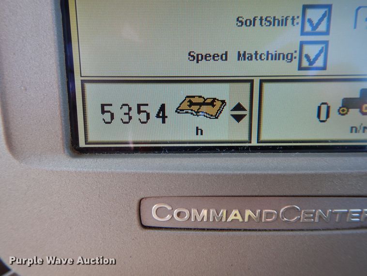 image for item DI7682 John Deere 7330 Premium  MFWD tractor