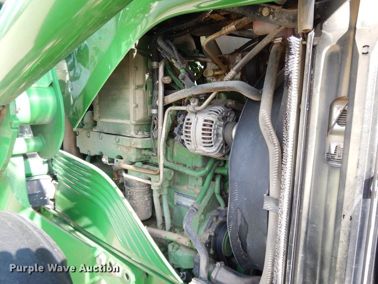 image for item DI7682 John Deere 7330 Premium  MFWD tractor