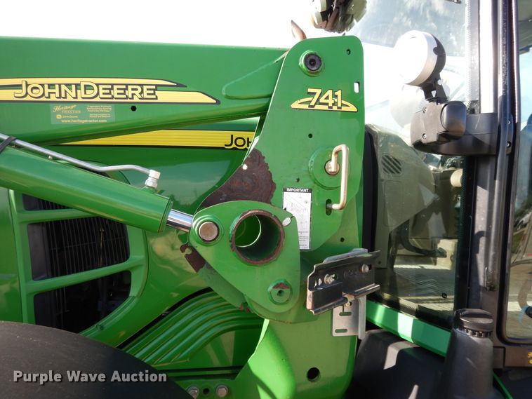 image for item DI7682 John Deere 7330 Premium  MFWD tractor