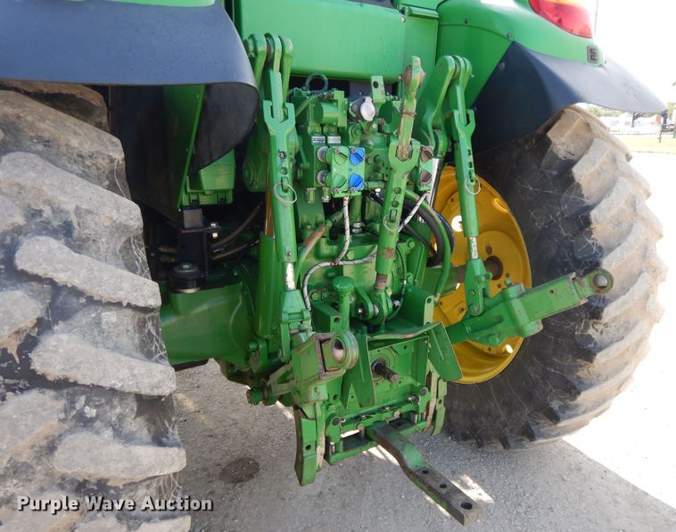 image for item DI7682 John Deere 7330 Premium  MFWD tractor