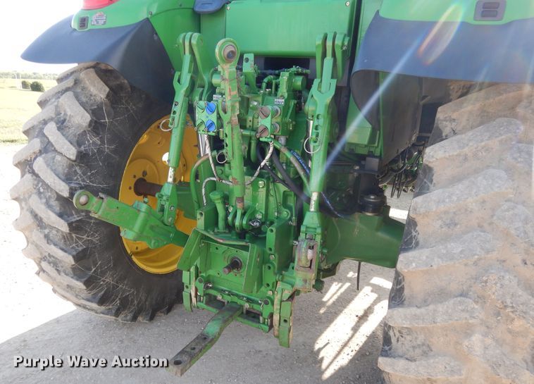 image for item DI7682 John Deere 7330 Premium  MFWD tractor