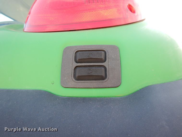 image for item DI7682 John Deere 7330 Premium  MFWD tractor