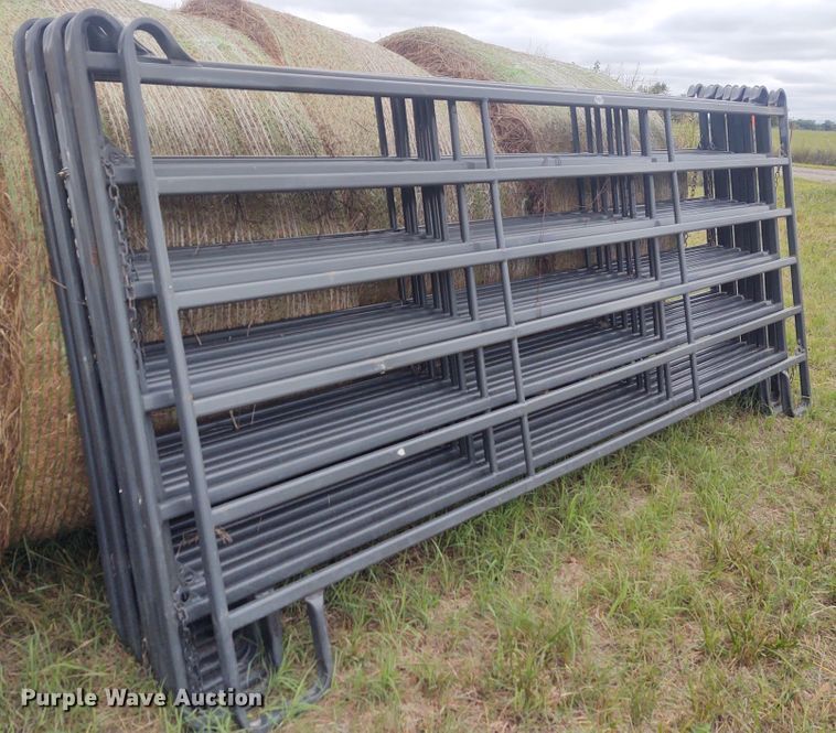 image for item EQ9423 (9) Priefert cattle panels