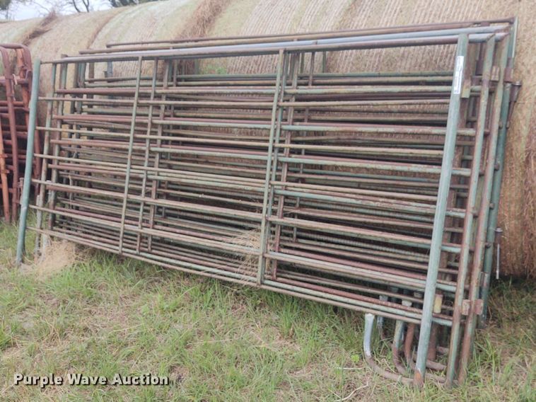 image for item EQ9425 (10) cattle panels