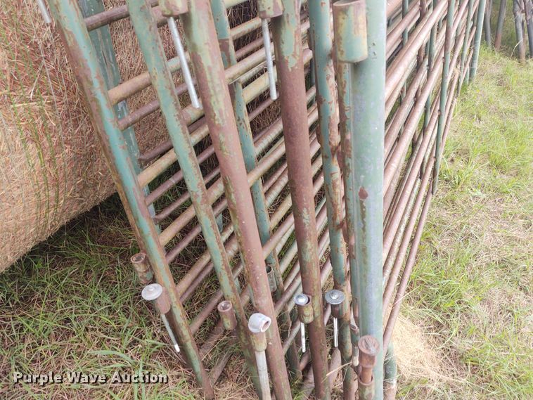 image for item EQ9425 (10) cattle panels