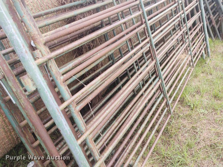image for item EQ9425 (10) cattle panels