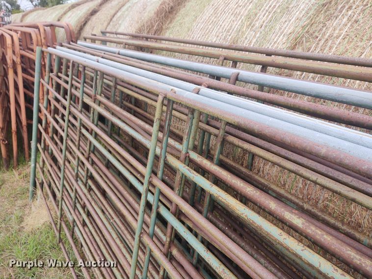 image for item EQ9425 (10) cattle panels