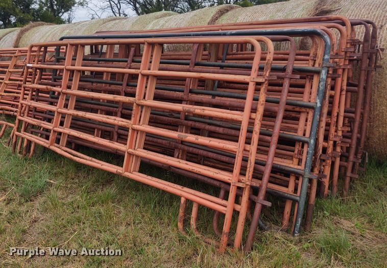 image for item EQ9428 Livestock equipment