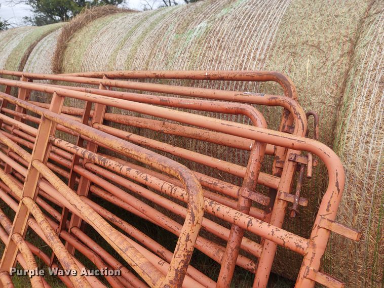 image for item EQ9428 Livestock equipment