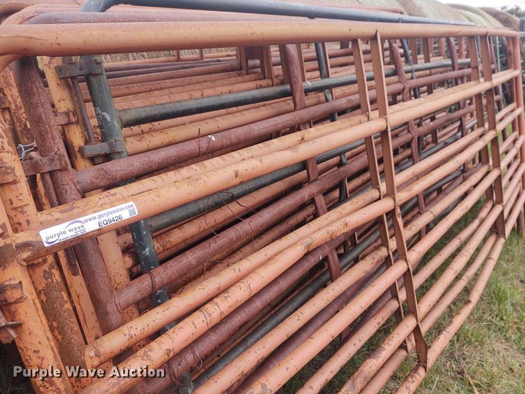 image for item EQ9428 Livestock equipment