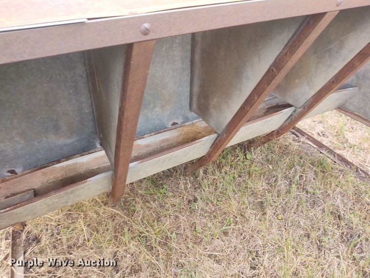 image for item EQ9430 Pride of the Farm calf creep feeder