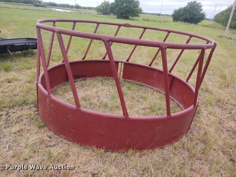 image for item EQ9431 (5) livestock feeders