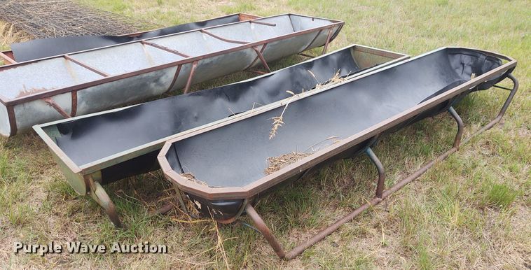 image for item EQ9431 (5) livestock feeders