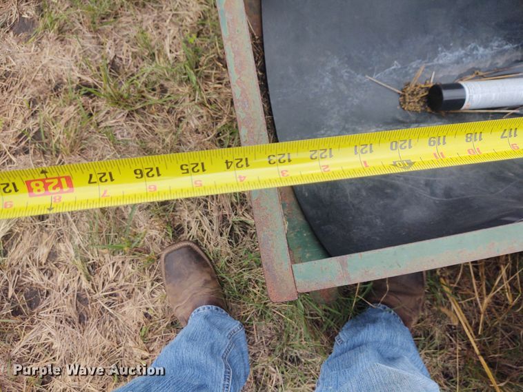 image for item EQ9431 (5) livestock feeders