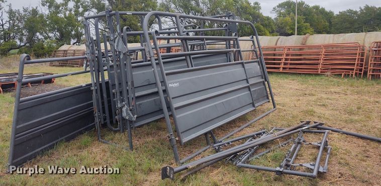 image for item EQ9433 Priefert tub and alley