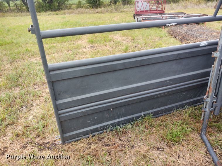 image for item EQ9433 Priefert tub and alley