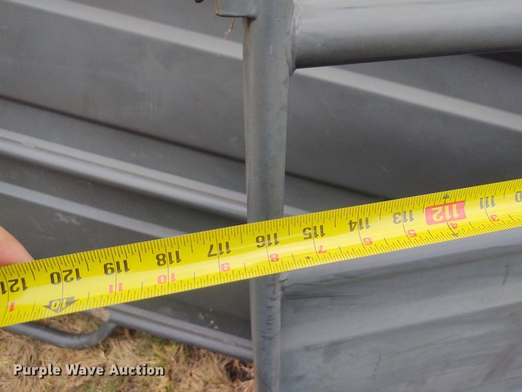 image for item EQ9433 Priefert tub and alley