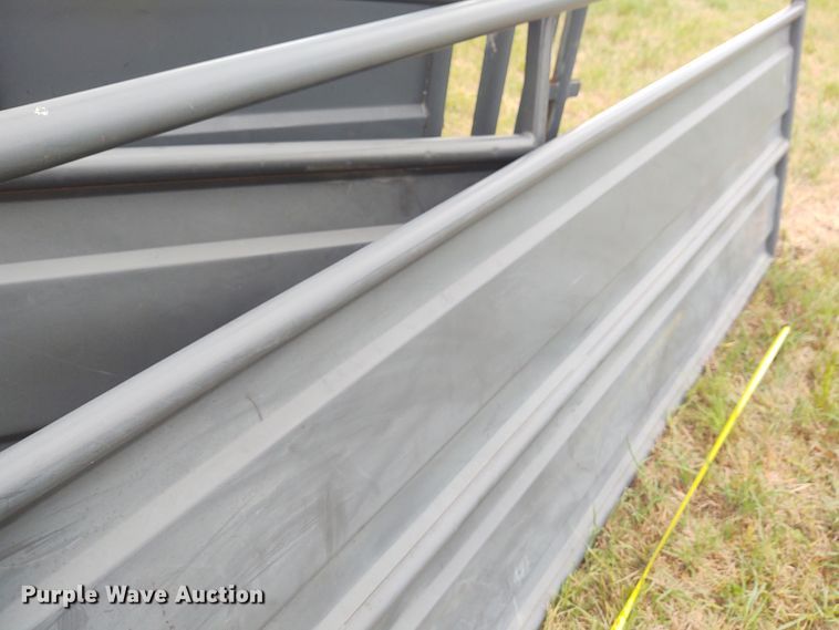 image for item EQ9433 Priefert tub and alley