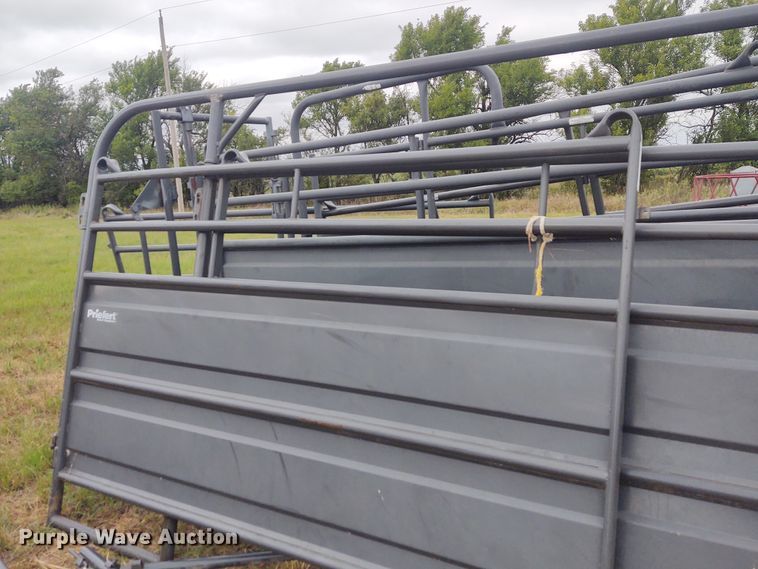 image for item EQ9433 Priefert tub and alley