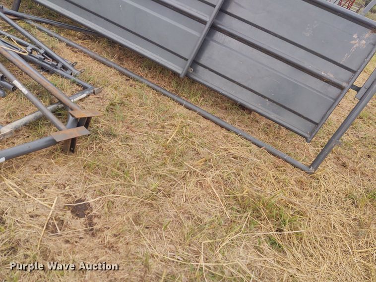 image for item EQ9433 Priefert tub and alley