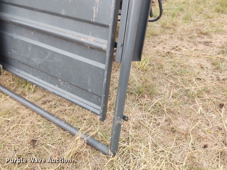 image for item EQ9433 Priefert tub and alley