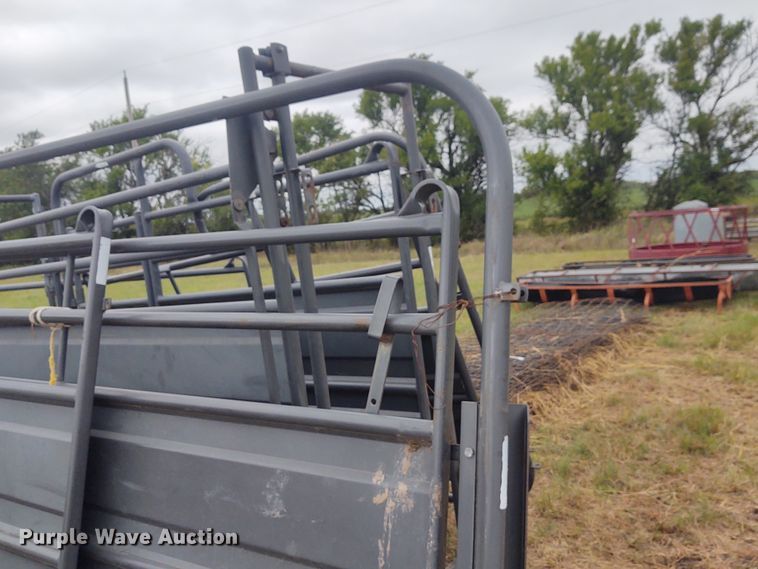 image for item EQ9433 Priefert tub and alley