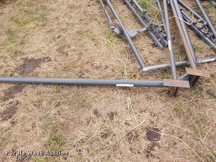 image for item EQ9433 Priefert tub and alley