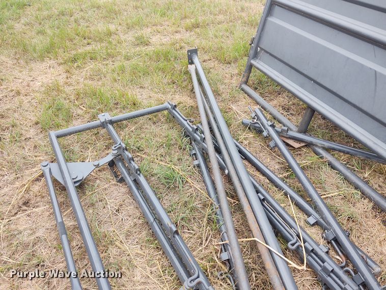 image for item EQ9433 Priefert tub and alley