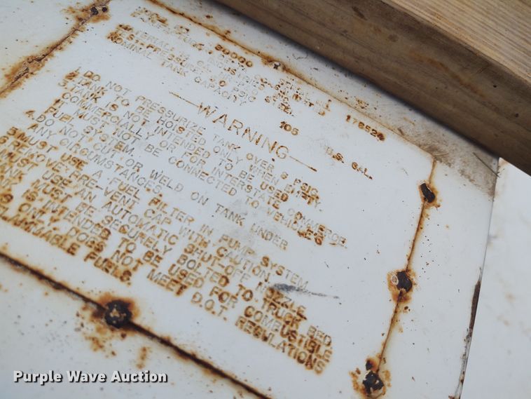 image for item EQ9437 L-shaped fuel tank