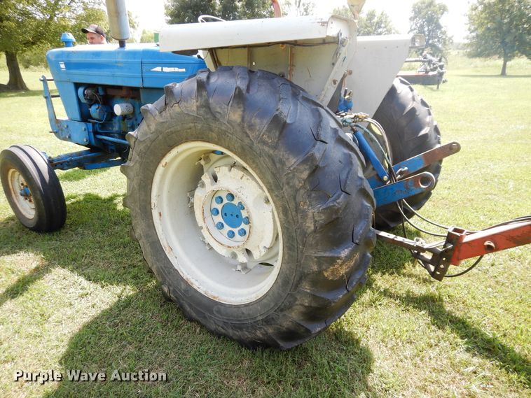 image for item FR9030 Ford 5000  tractor